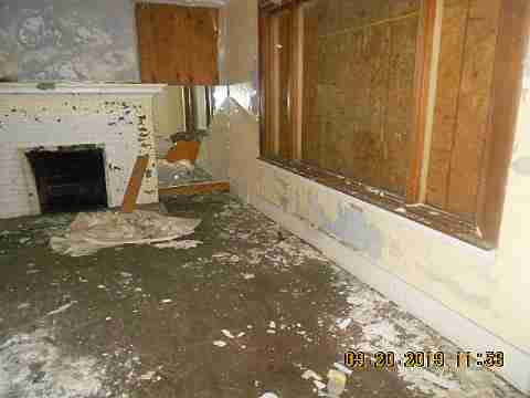 3303 Lawrence (9)_m.jpg